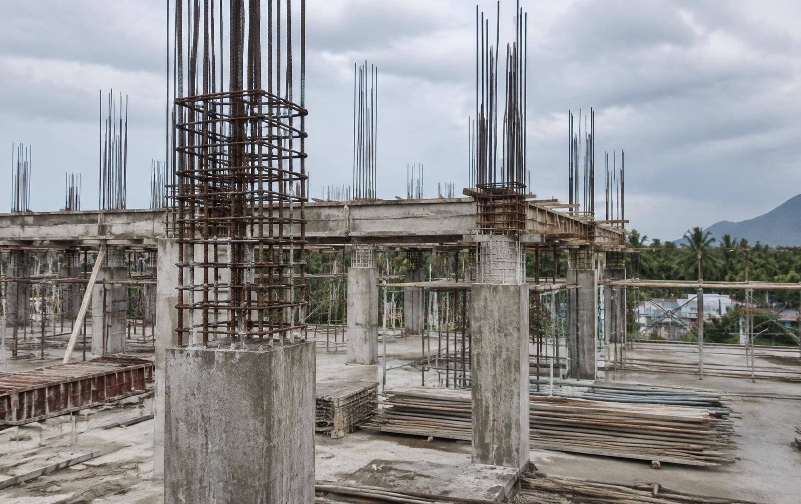 Reinforced concrete columns and beams during construction